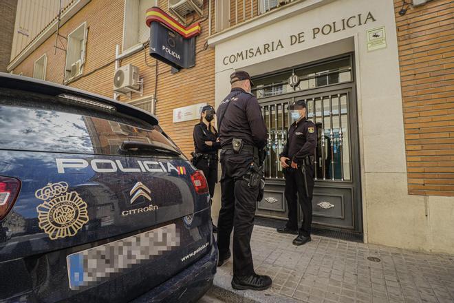 Alicante'de Öğretmene Korkunç Saldırı: Öğrenci Yakınları Kulağını Kopardı!