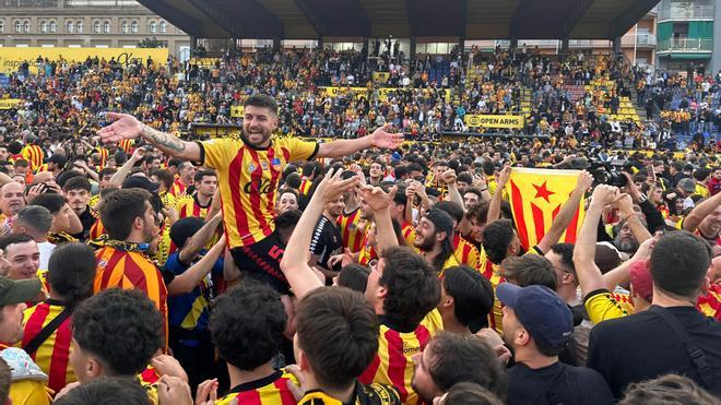 Barselona'da Yükseliş Sevinci ve Stadyum Krizi: Sant Andreu'nun Geleceği Belirsiz