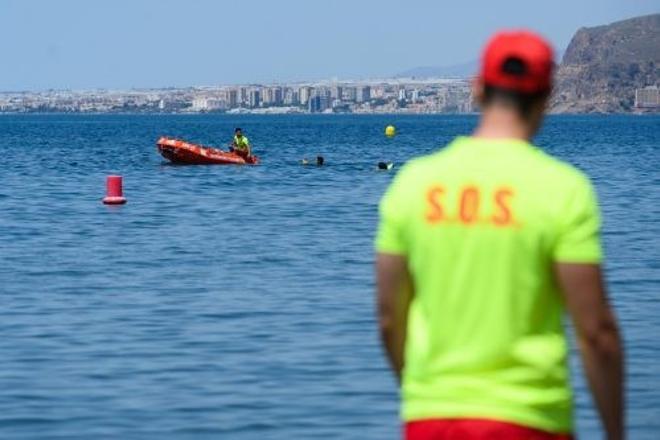 İspanya'da Boğulma Acısı: Almería'da 12 Yaşındaki Kız Çocuğu Hayatını Kaybetti