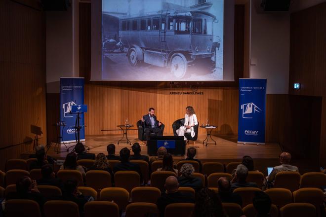 Katalonya'da Bir Asırlık Yolculuk: At Arabasından Elektrikli Otobüse Toplu Taşıma Evrimi