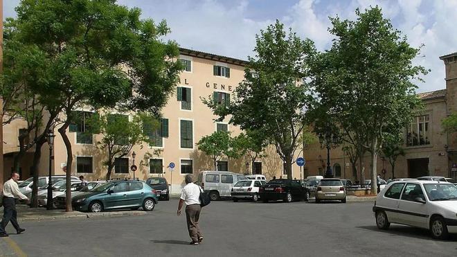 Mallorca'da Çift Evlilik Yapan Kadına Dul Maaşı Reddi: Hukuki Çıkmaz