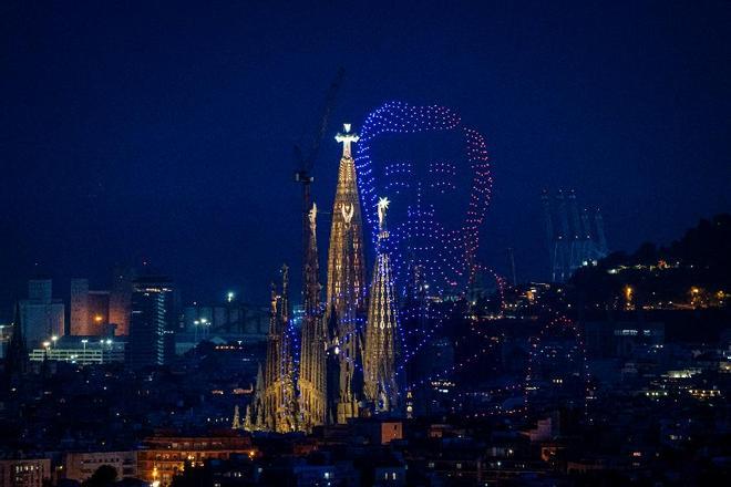 Katalan Şirket Flock Drone Art, Portekiz'de Avrupa Rekoru Kırdı: 3.100 Dronlu Görsel Şölen