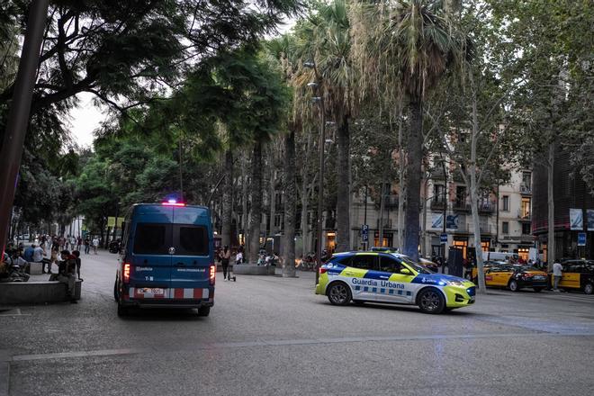 Barselona'nın Raval Bölgesinde Suçla Mücadele İçin Kalıcı Polis Takviyesi