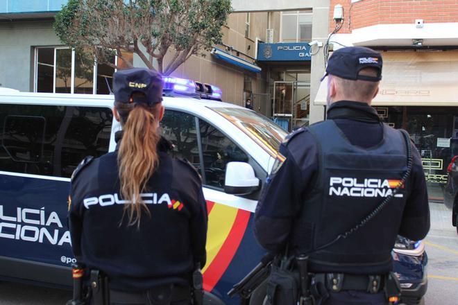 Málaga'da Silahlı Çifte Cinayet: Gizemli Ölümün Perdesi Aralanıyor