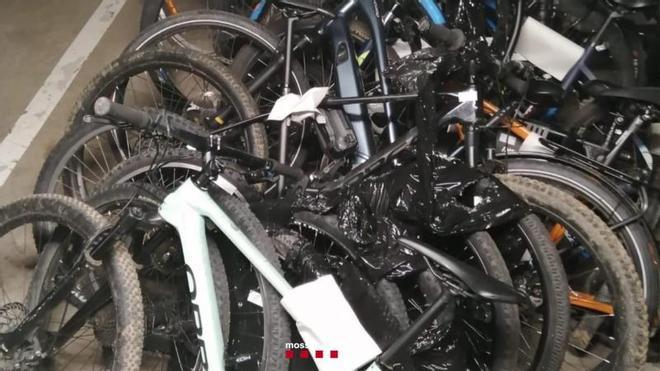 Katalonya'da Lüks Bisiklet Hırsızlığı Şebekesi Çökertildi: Reus Merkezli Operasyon