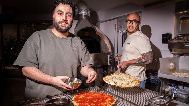 Barselona'nın Ödüllü Pizzacıları Yeni Mekanları Pizzería Romo ile İnce Pizza Devrimi