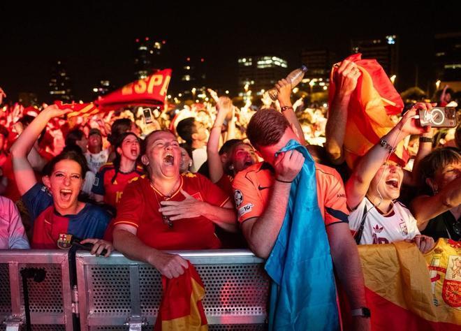 Barselona'da 2026 Dünya Kupası Zaferi: Geçmişten Dersler, Huzurlu Kutlama