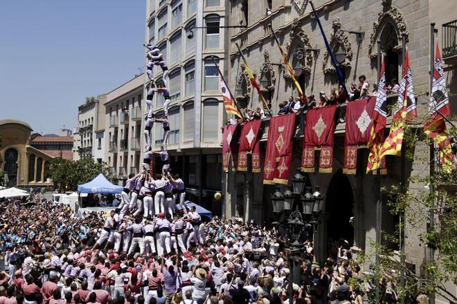 Minyons de Terrassa, Sezonun İlk Ekstra Seviye Kuleleriyle Fiesta Mayor'da Tarih Yazdı