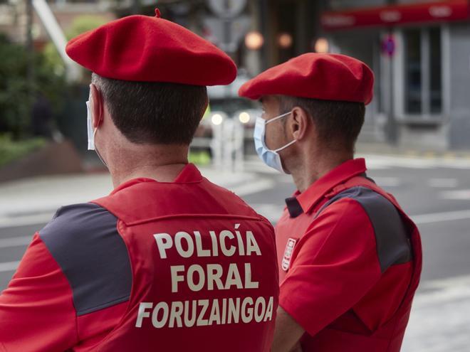 Navarra'da Cinsiyet Şiddeti İhbarı Sonrası Korkunç Olay: Bir Adam Dördüncü Kattan Düştü