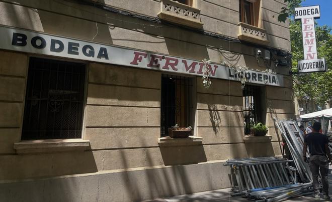 Barselona'nın Tarihi Mahallesinde Yarım Asırlık Bodega Tabelası Tartışması