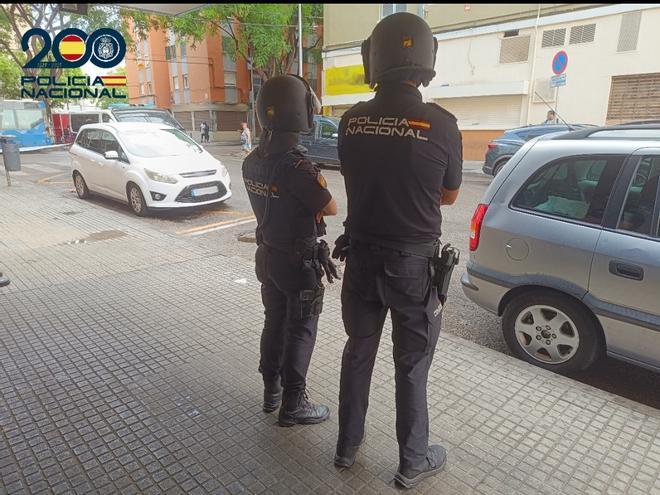 Palma'da Kadına Şiddet Dramı: Polis, Kendini Yaralayan Saldırganı Kurtardı