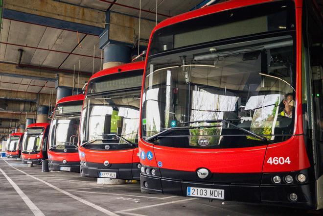 Barselona'dan Otobüslere Öncelik: Balmes Caddesi'nde 'Kırmızı Halı' Uygulaması