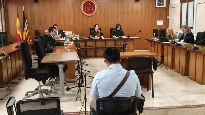 Palma'da 'Çok Kısa' Cinsel Saldırıya 6.000 Euro Tazminat: Adalet Tartışması