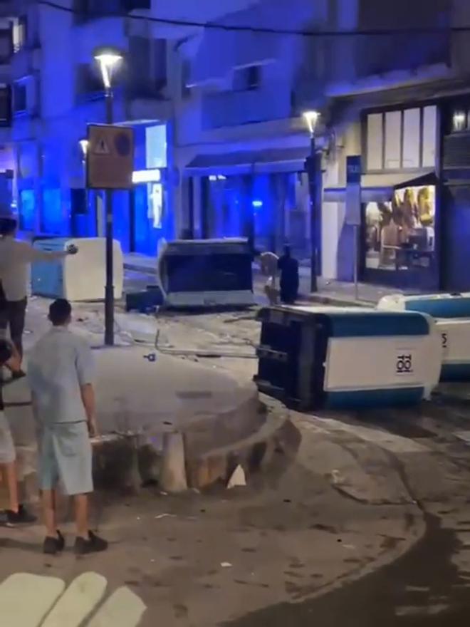 Sitges Festivali'nde Şafak Vakti Kaosu: Gençler ve Polis Çatışması Etkinliği Erteledi