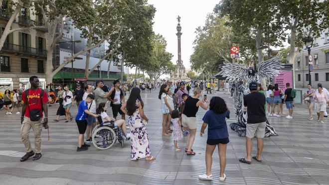 Barselona'nın Kalbi La Rambla: Turizm ve Yerel Yaşam Dengesi Hedefleniyor