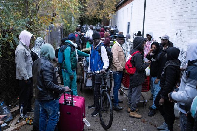 Badalona'da Tahliye Edilen Göçmenlere Kapsamlı Destek: Katalan Hükümeti Devrede