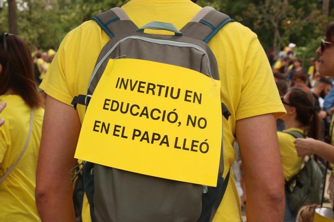L'Hospitalet'te Öğretmenlere Grev Nedeniyle Misilleme İddiası: Sendikalar Harekete Geçti