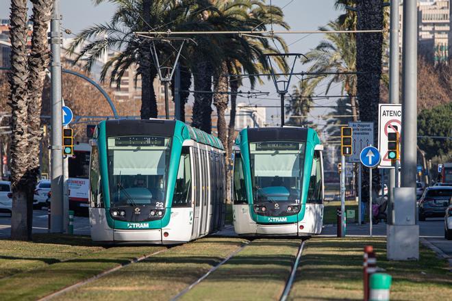 Barselona Tramvayları, Artan Sıcaklıklara Karşı Pencere Filtrelerini Deniyor: Yolcu