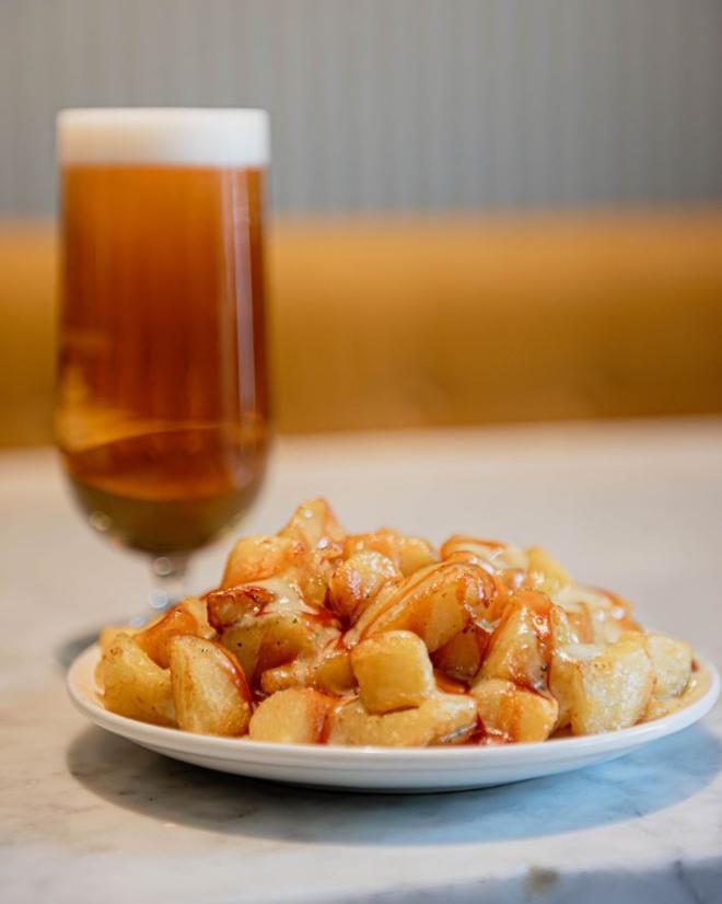 Barselona Yakınlarında Bir Lezzet Efsanesi: Cerdanyola'nın Şampiyon Patatas Bravas'ı