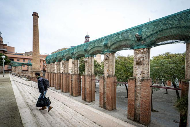 Barselona'nın Clot Mahallesi'nden Büyük Başarı: Tarihi Tren İstasyonu Kemerleri