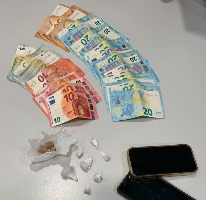 Vendrell'de Mossos Operasyonu: Hapis Emri Olan Uyuşturucu Satıcısı Yakalandı