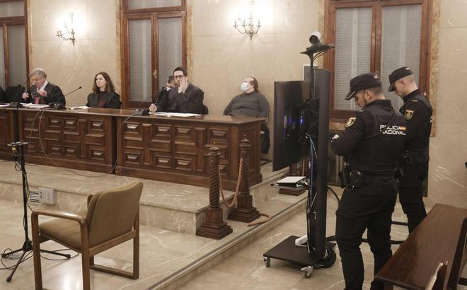 Mallorca'da Çöp Konteynerine Atılan Bebeğin Ölümünde Anne ve Eniştesine Suçlu Kararı