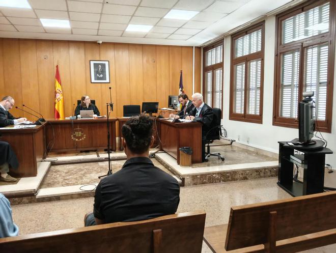 Mallorca'da Vahşi Soygun: Hırsız Mekanikçiyi 70 Metre Sürükleyip Ezdi!