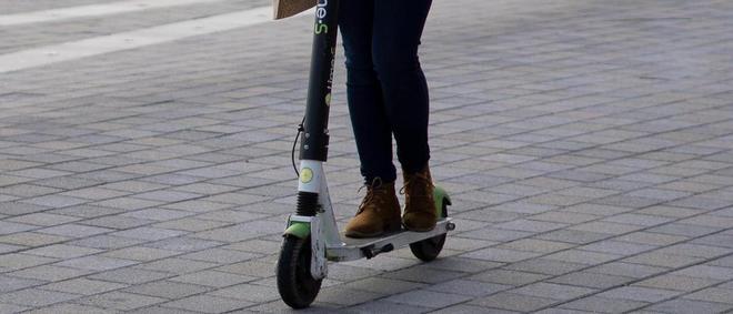 **L’Hospitalet’te Elektrikli Scooterlara Sıkı Denetim: 5 Ayda Rekor Sayıda El Konuldu**