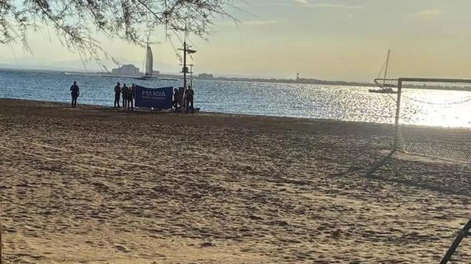 Roses Plajı'nda Boğulma Trajedisi: 78 Yaşındaki Fransız Turist Hayatını Kaybetti