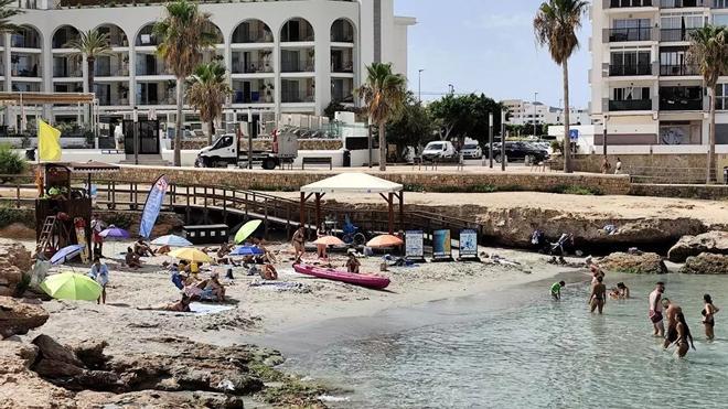 İbiza'da Otelden Düşen İngiliz Genç Yoğun Bakımda: Tatil Kabusu