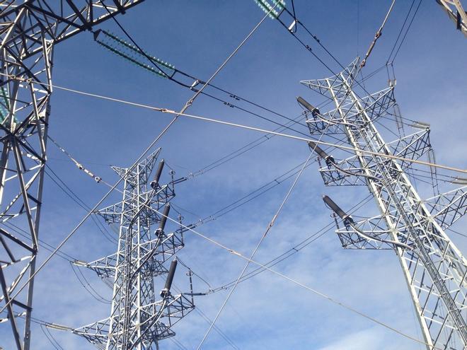Almería'da Yüksek Gerilim Hattında Trajik Ölüm: Elektrik Akımına Kapılan Bir Kişi