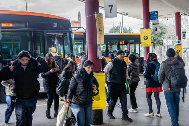 Katalonya'dan Yeşil Ulaşım Hamlesi: Otobüs İmtiyazları Karbonsuzlaştırma İçin Uzatılıyor