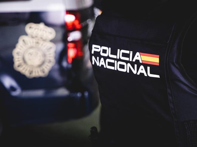 Madrid'de Katanalı Adam Evine Barikat Kurdu: Polis Müzakereleri Devam Ediyor