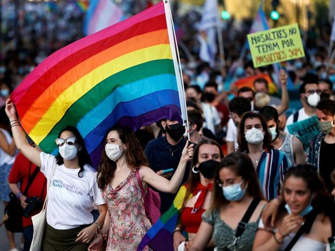 Madrid'de Trans Gence Nefret Saldırısı: İki Kadın Yargılanıyor