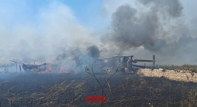 Tarragona'da Bitki Örtüsü Yangını: Vilallonga del Camp Alevlere Teslim Oldu