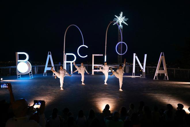 Tibidabo'da Yaz Sezonu Coşkusu: 'Barcelona' Harfleriyle Şehre Selam!