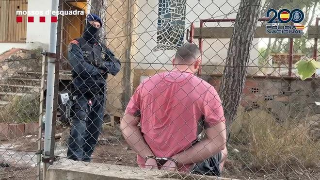 Tarragona'da Dev Narkotik Operasyonu: 300 Polis Marihuana Klanına Darbe Vurdu