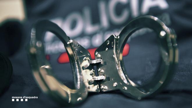 El Catllar'da Belediye Başkan Yardımcısına Saldırı: Kamu Görevlilerine Yönelik Şiddet