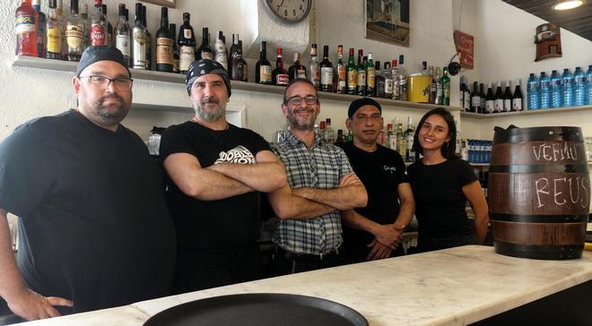 Barselona'nın Kalbinde Bir Direniş Noktası: Raval'daki Guixot ve Otantik Katalan