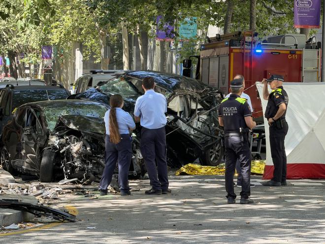 Barselona'da Polisten Kaçan Sürücünün Neden Olduğu Kazada İki Ölü: Korkunç Pazar Sabahı