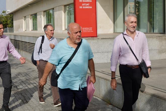 İspanya'da Guardia Civil'in Denetim Subayına Yolsuzluktan Dava: 130.000 Avro Hortumlandı