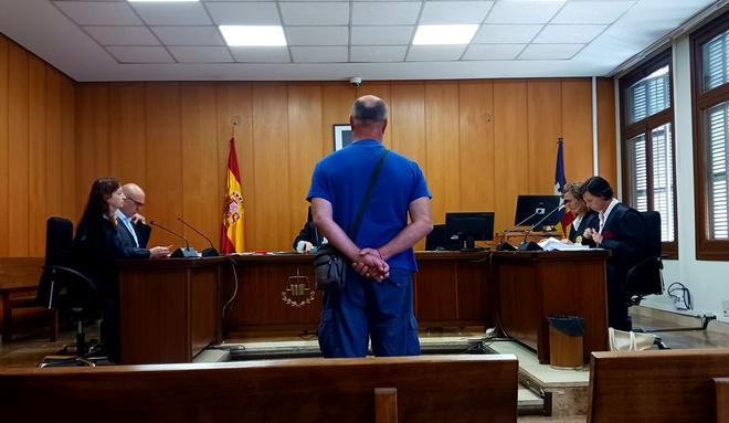 Mallorca'da Şok Eden Şiddet: Eşini Kilitleyip Çocuklarını Kemerle Döven Adama Ceza