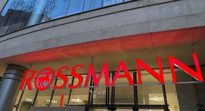 Alman Devi Rossmann, Barselona'daki Mağaza Sayısını Ona Çıkardı: Pazar Payı Mücadelesi