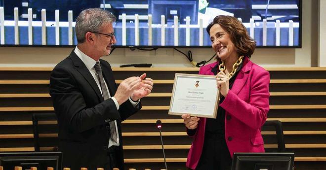 Mercè Conesa'ya Sant Cugat'tan Altın Madalya: Başarılı Belediye Başkanlığına Onur