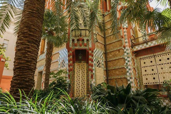 Gaudí'nin Yaratıcı Evreninin Doğduğu Yer: Casa Vicens ve Modernizmin Başlangıcı
