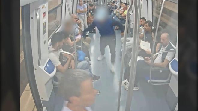 Barselona Metrosunda Kadınları Hedef Alan Seri Kapkaççı Yakalandı: 8.000 Euro