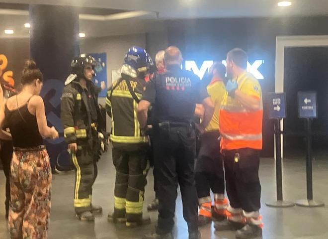 Barselona'da Sinema Salonu Biber Gazıyla Tahliye Edildi: Gençlerin Şakası Paniğe Neden