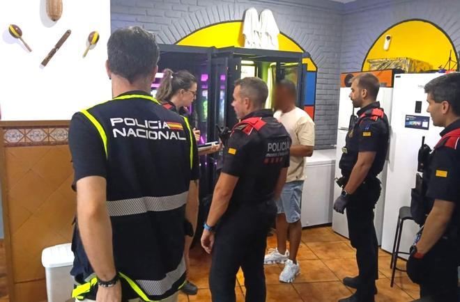 Tarragona'da Büyük Kanpai Operasyonu: 20 Gözaltı, 500'den Fazla Kimlik Tespiti