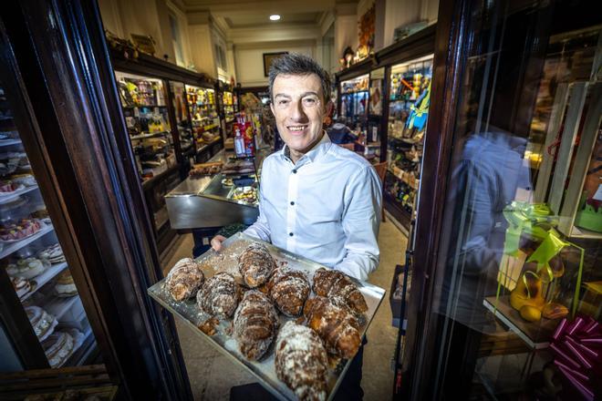 Barselona'nın Asırlık Pastisseria Ideal'i Kapanıyor: Gràcia'da Duygusal Veda