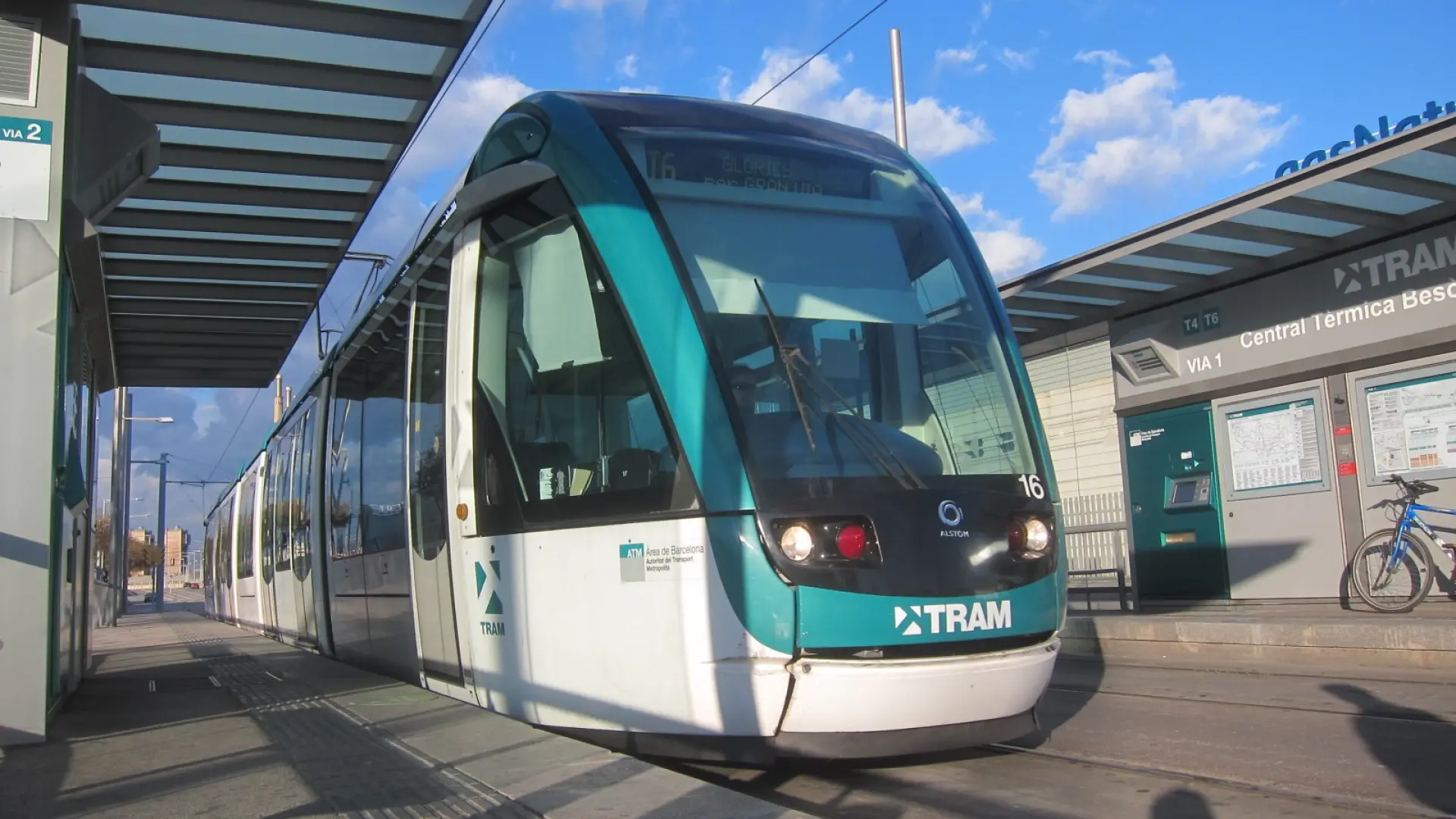 Barselona'da Yaz Dönemi Ulaşım Alarmı: Trambesòs Eylül'e Kadar Kısmi Duruyor